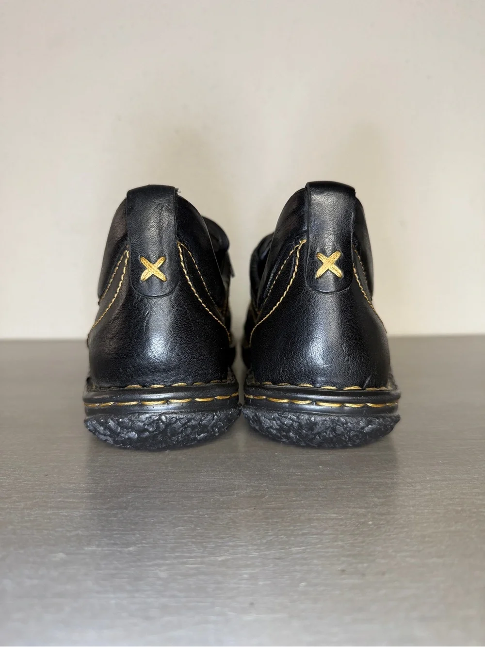 Born Leather Sneakers Womens Size 11 M Black Low Top Casual Comfort Oxford Derby